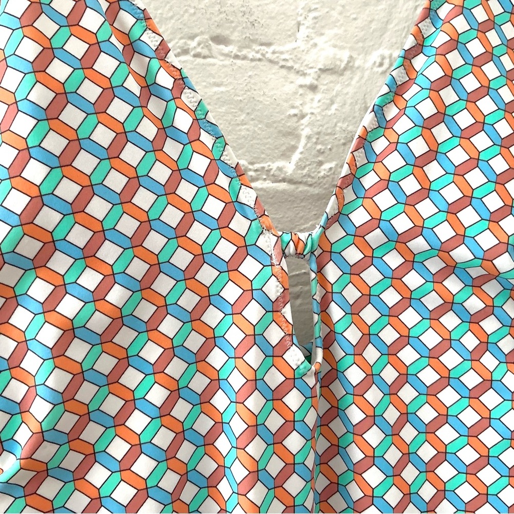 Shade & Shore One Piece Swimsuit Multicolor Geo Print Size XL Beach Swim Vacay - Picture 6 of 13
